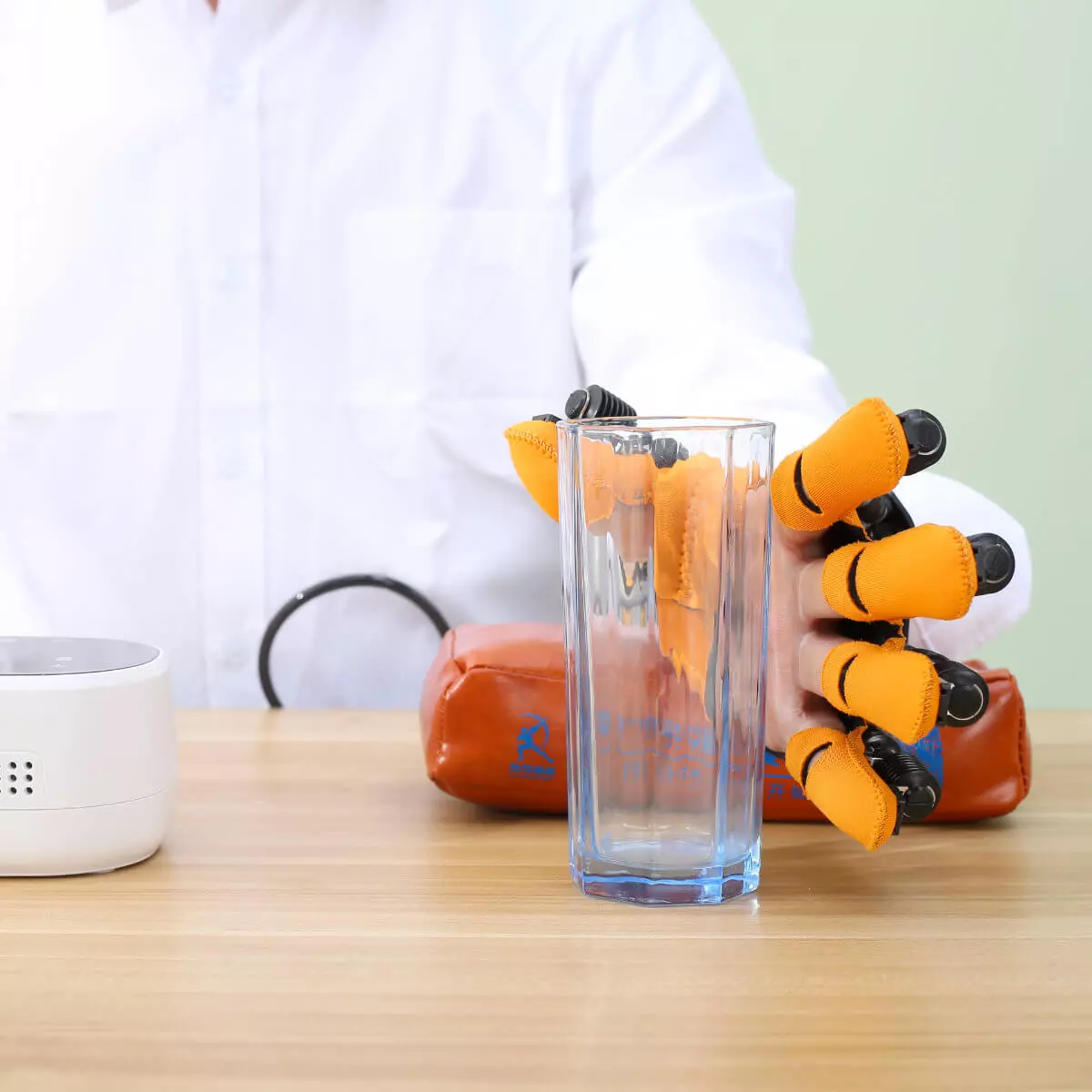  Reha-Roboterhandschuh SY-HRC11